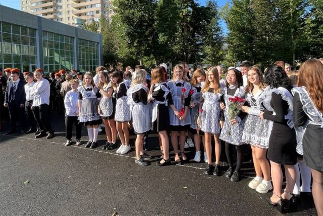 В Новосибирске компания «Расцветай» за свой счет отремонтирует школу №7