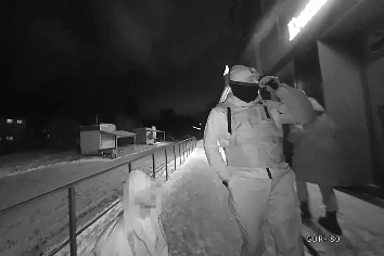 Серийный вор продуктов встал на колени перед новосибирской ГБР