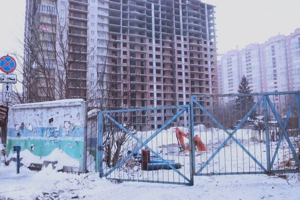 Частная компания поставила точку в истории скандального новосибирского долгостроя на Дуси Ковальчук