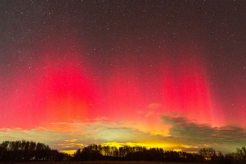 Астрофотограф Поляков снял полярное сияние в Новосибирске