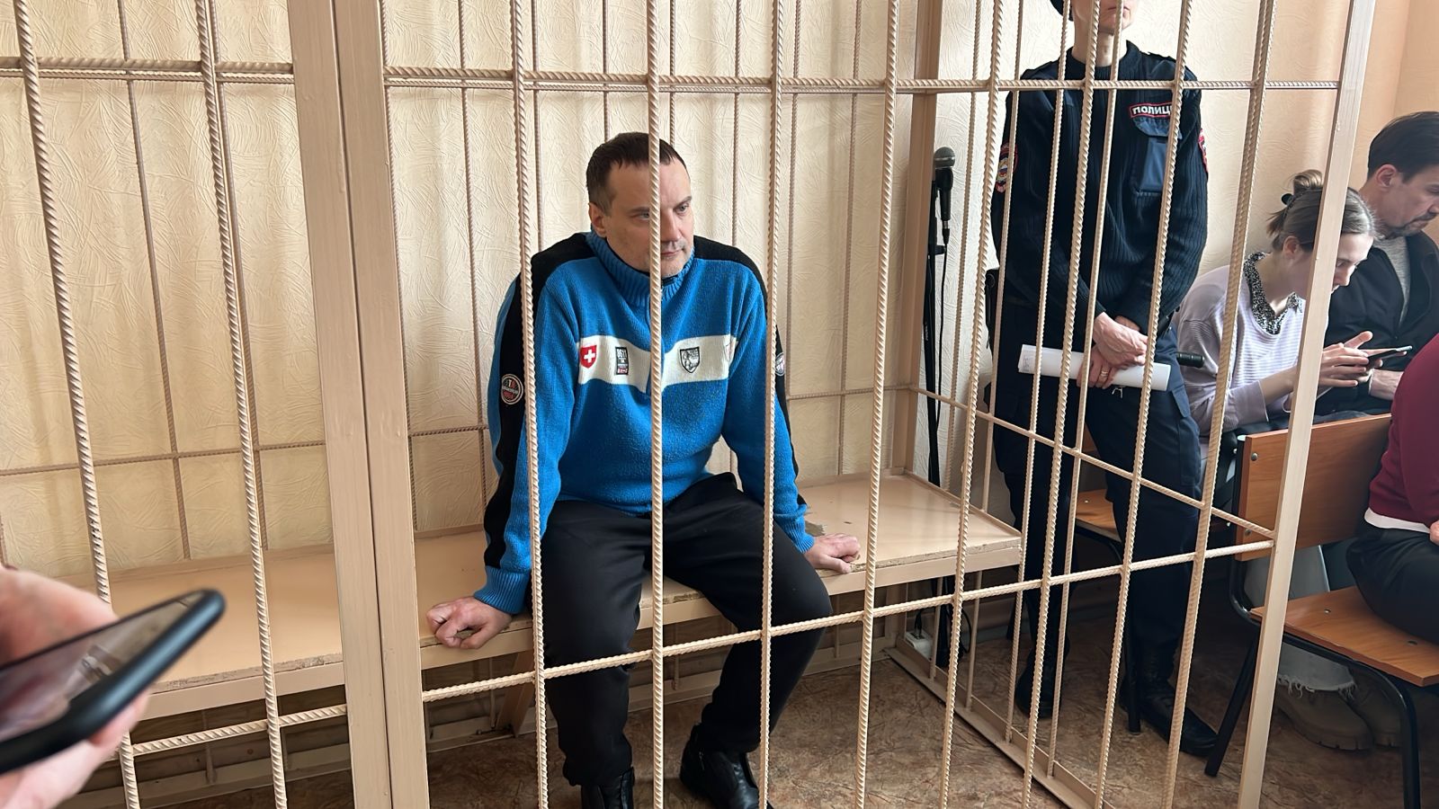 В Новосибирске возбудили уголовное дело в отношении министра ЖКХ и энергетики Дениса Архипова