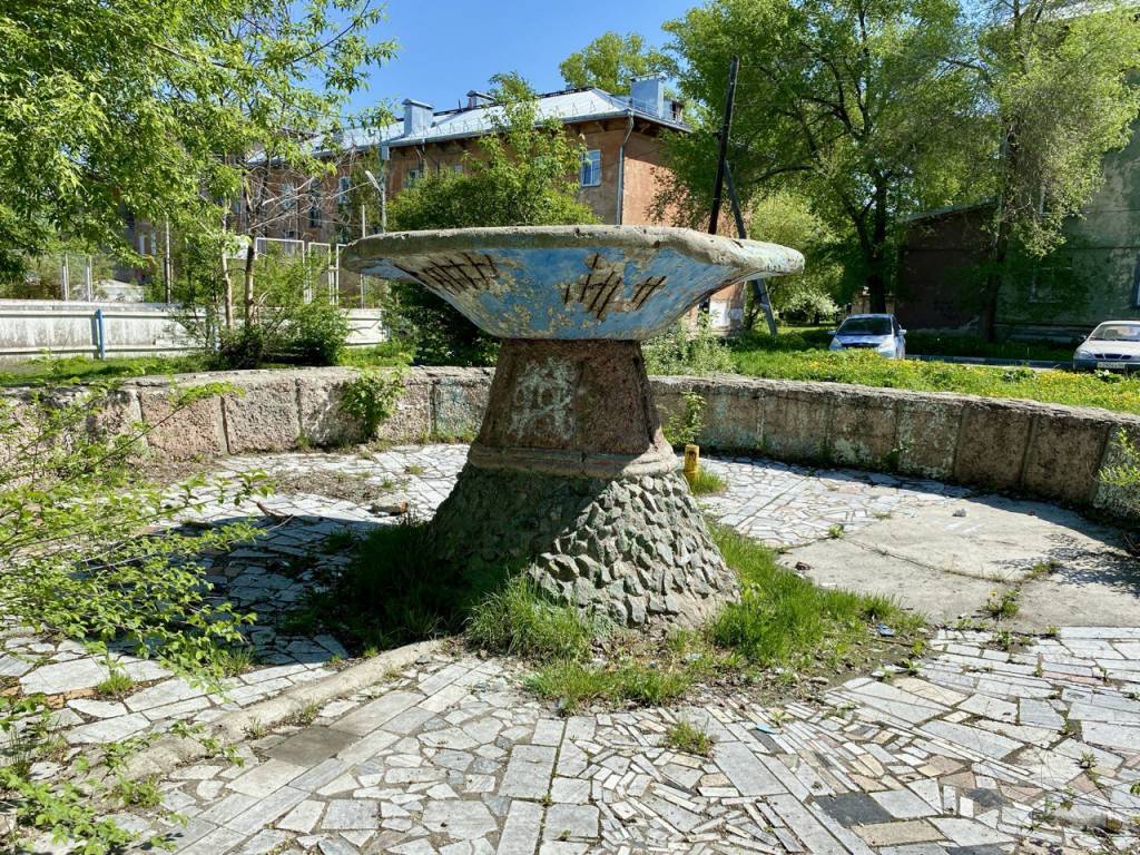 Фонтан построят в Кировке перед зданием районной администрации – он будет единственным в районе