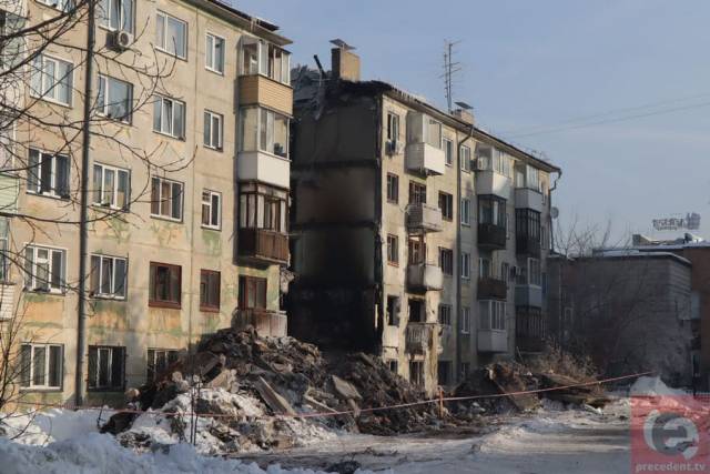 Двое пострадавших от взрыва газа на Линейной в Новосибирске остаются в больнице