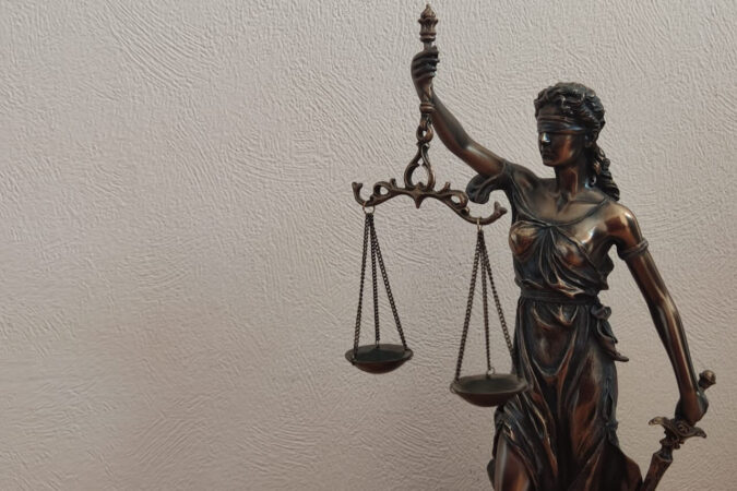 Сбившему в Искитиме мать с дочками водителю ужесточили наказание