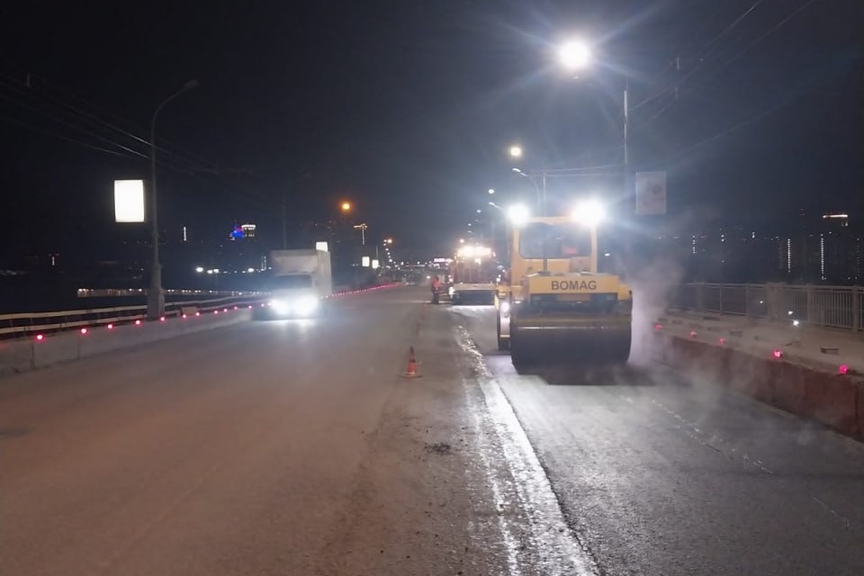 В Новосибирске готовность Октябрьского моста оценили в 65 процентов