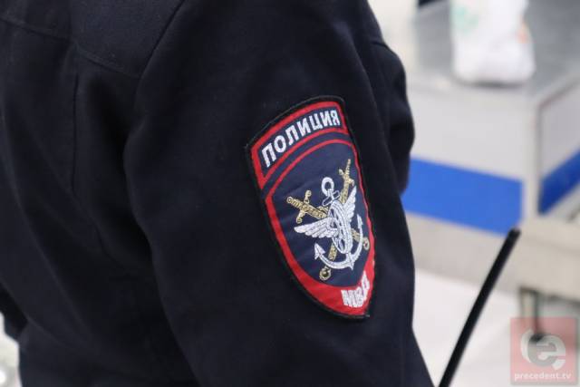 Отобрал смартфон и куртку: в Новосибирске задержали 27-летнего грабителя