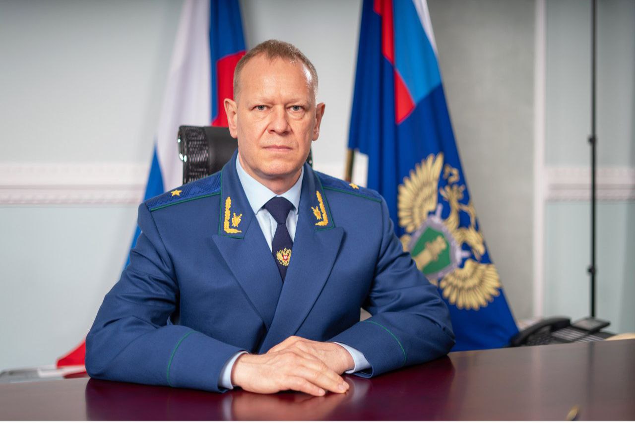В Новосибирск перевели нового начальника Генпрокуратуры по СФО