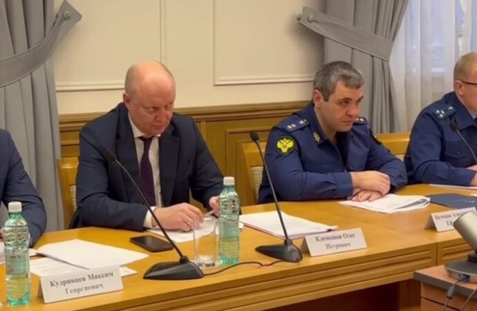 Новосибирского замгубернатора отчитали за проблемы с теплоснабжением