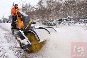 Новую снегоуборочную технику получит Новосибирск