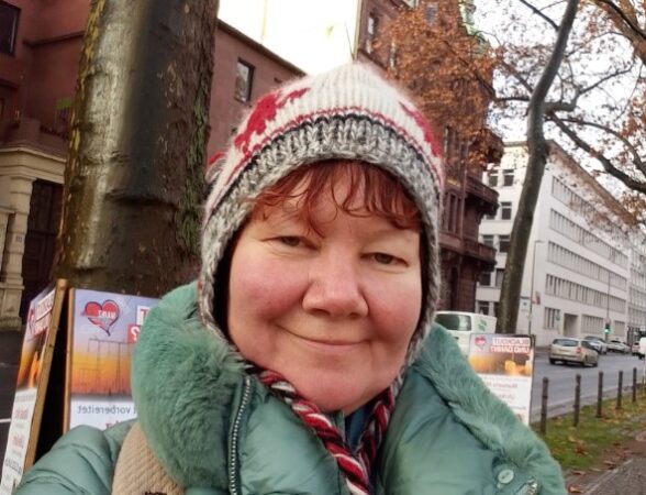 Дочь новосибирского ученого-геофизика Гольдина пожаловалась на трудную жизнь в Германии