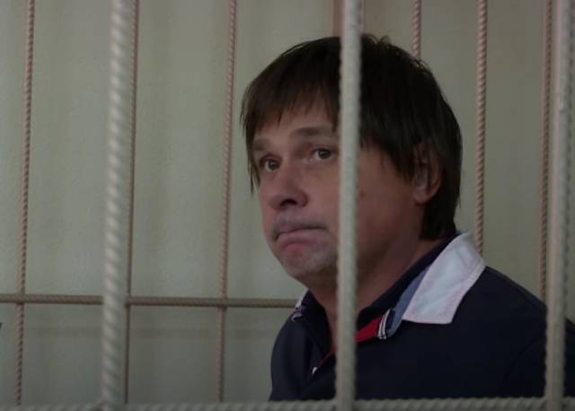 С новосибирского кардиохирурга Покушалова и его жены взыскали 123 миллиона за квартиры в США