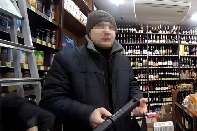 В Новосибирске участились случаи кражи икры в супермаркетах