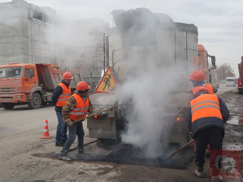 На дорогах Новосибирской области начался весенний восстановительный ремонт