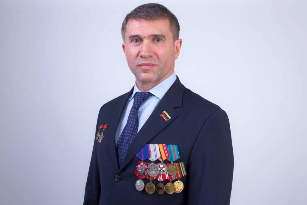 Депутат горсовета Новосибирска Яковенко отправился на СВО добровольцем