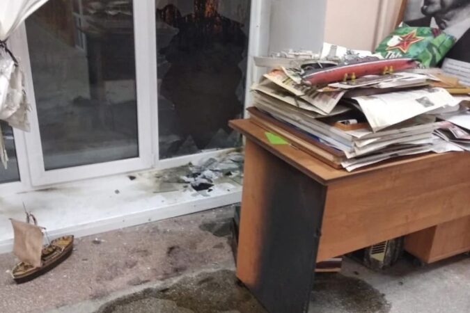 В Новосибирске подожгли центр сбора гуманитарной помощи мобилизованным на ОбьГЭСе