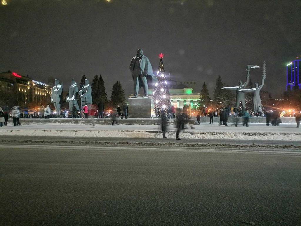 В центре Новосибирска 27 декабря из-за мероприятия ограничат парковку