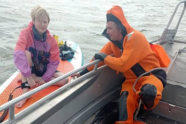 В Новосибирске троих человек на надувных лодках унесло течением