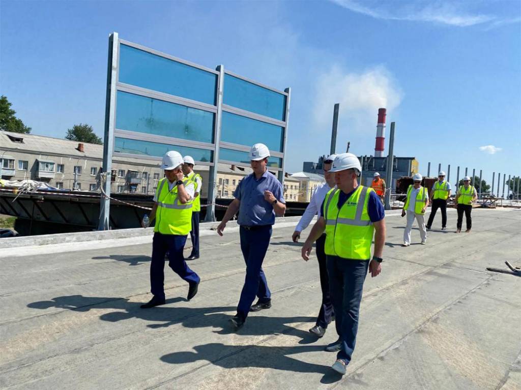 В Новосибирске оценили строительную готовность четвертого моста