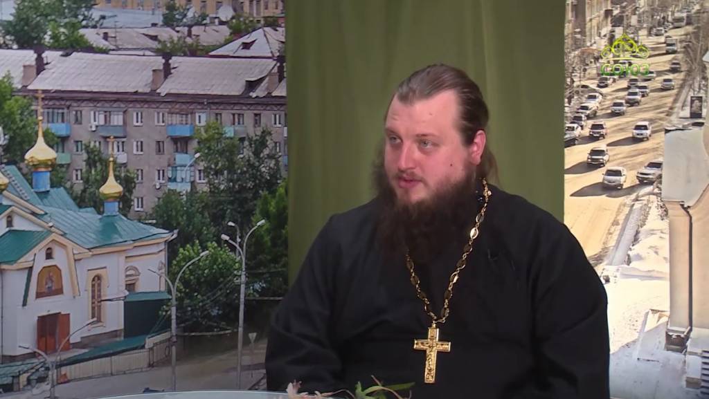 Новосибирский священник защитил яхту патриарха Кирилла