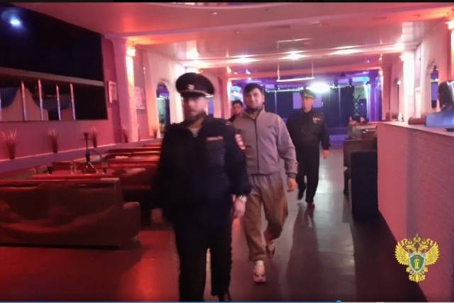 В Новосибирске приговорили к выдворению «звезд Востока»