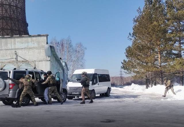 В Новосибирске сотрудники спецслужб пресекли теракт на ТЭЦ-5 - легенда учений