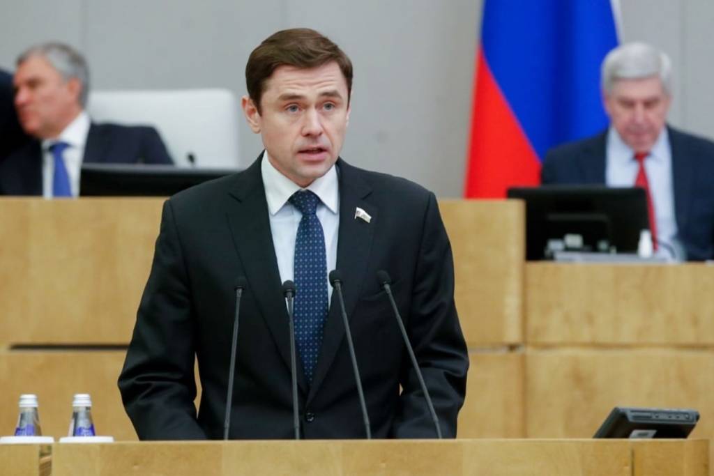 Новосибирский депутат предлагает ужесточить наказание за незаконную легализацию мигрантов