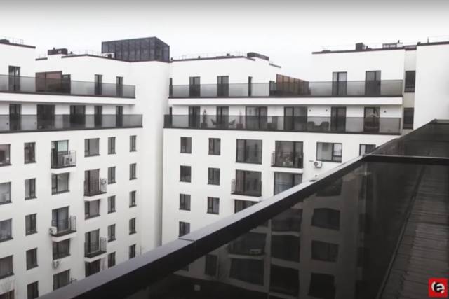 В Новосибирске новостройка в ЖК «Европейский берег» дала течь