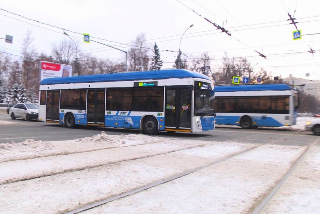 В Новосибирске водитель троллейбуса обвинил начальника отдела ГО и ЧС депо в избиении
