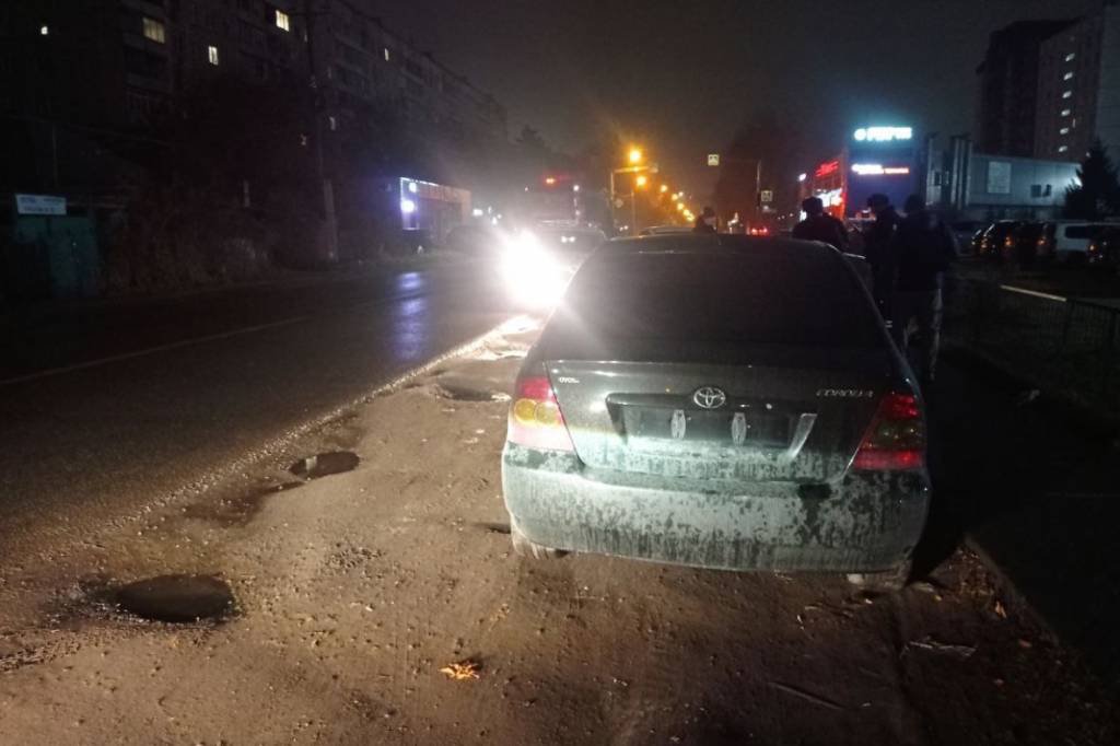 Новосибирец на «Тойоте» сбежал с места смертельного ДТП