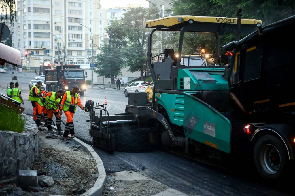 В Новосибирске назвали дороги с незавершенным ремонтом