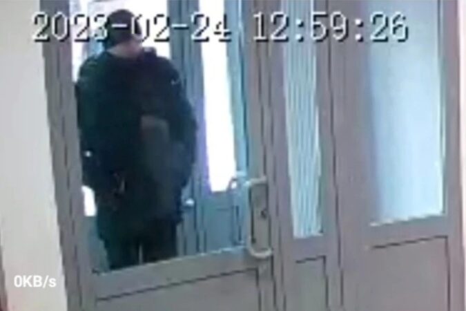 В Новосибирске местный житель показал половой орган в пункте выдачи «Wildberries»