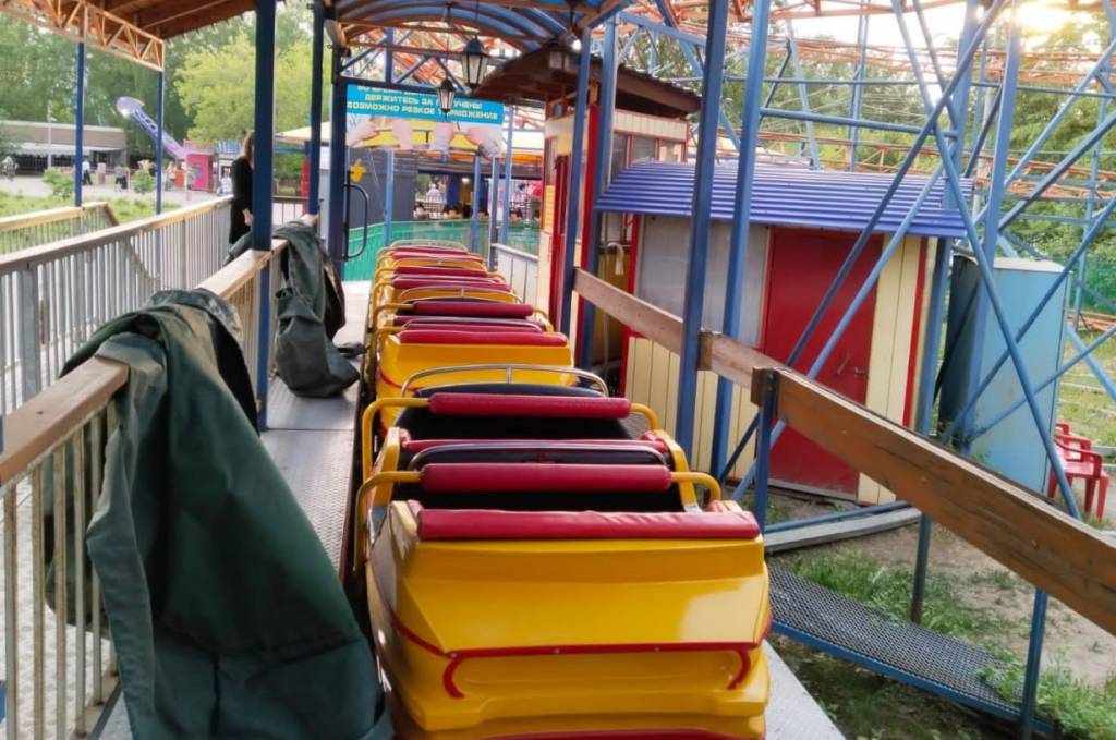 В Новосибирске СКР возбудил уголовное дело по факту травмирования детей на аттракционе