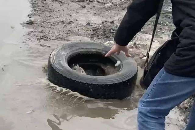 Огородить все колодцы и приямки во избежание попадания туда людей поручил губернатор Андрей Травников