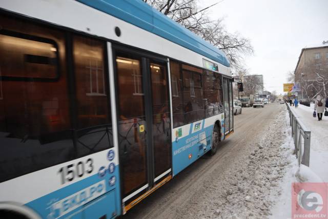 Острый дефицит водителей троллейбусов зафиксировали в Новосибирске