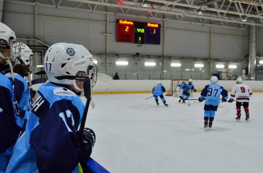 Школа ХК «Сибирь» набирает мальчиков 2016 года рождения в группу подготовки юных хоккеистов