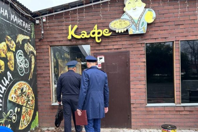 В Новосибирске закрыли очередное кафе мигрантов