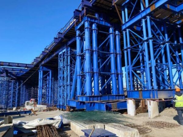 В Новосибирске начнут монтировать вантовую систему четвертого моста через Обь