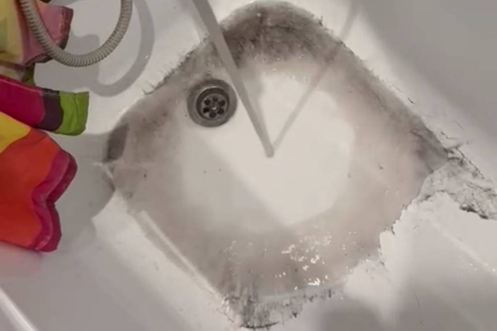 В Новосибирской области жители Каменки пожаловались на частые отключения воды