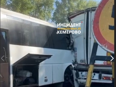 До 17 человек выросло число пострадавших в аварии с автобусом из Новосибирска в Кузбассе