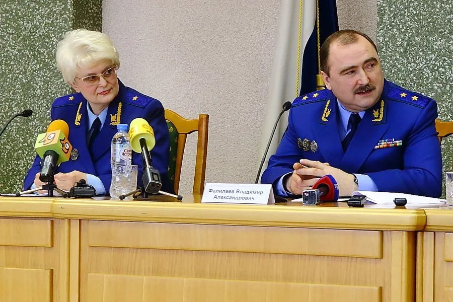 Бывшего зампрокурора Новосибирской области Любовь Кузьменок оставили в СИЗО до 14 февраля