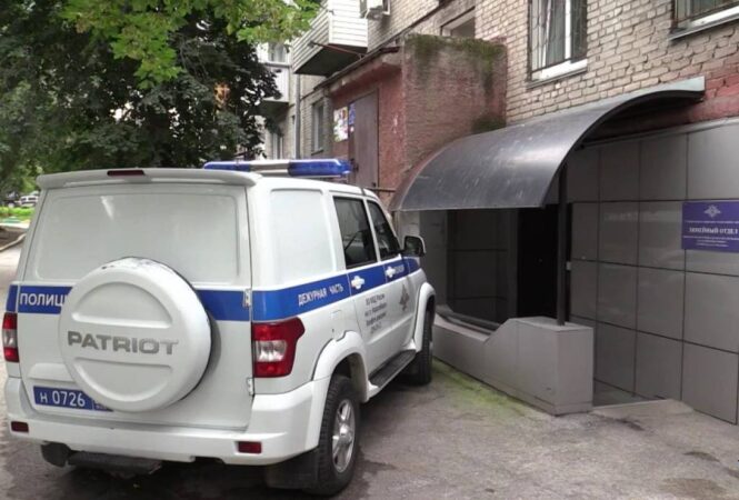 В Новосибирске жительница Средней Азии украла кошелек у пенсионера