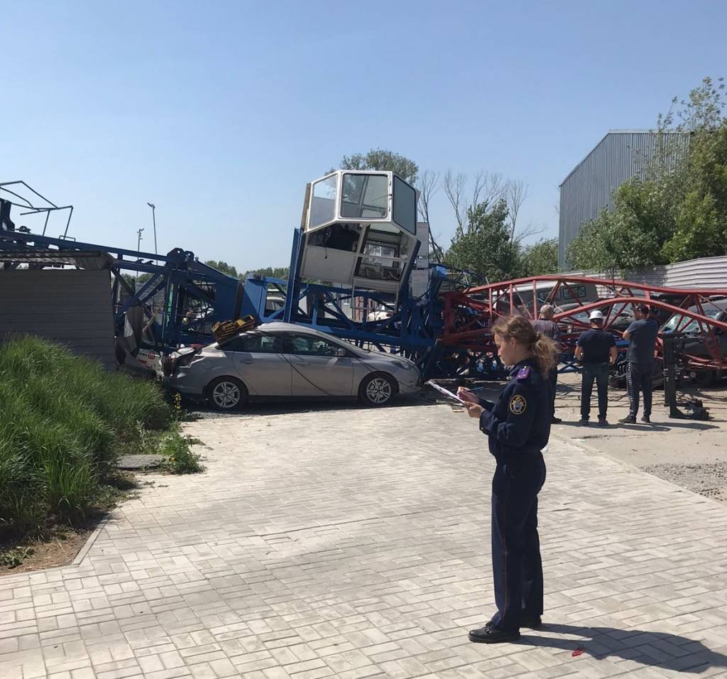 11 дел об административных правонарушениях возбудила прокуратура после падения стрелы башенного крана