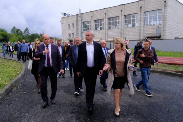 Андрей Травников поручил создать сотни учебных мест в системе среднего профобразования Новосибирска