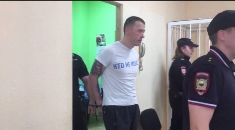 Новосибирца отправили в колонию за кражу икон из Храма Георгия Победоносца