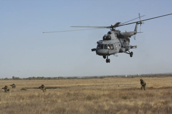 Президент России наградил 24 бригаду спецназа из Новосибирска орденом Жукова