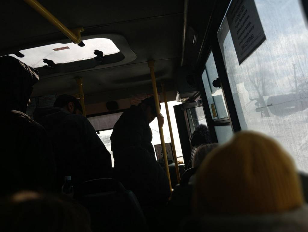 В Новосибирске пассажиры распылили перцовый баллончик в маршрутке № 91