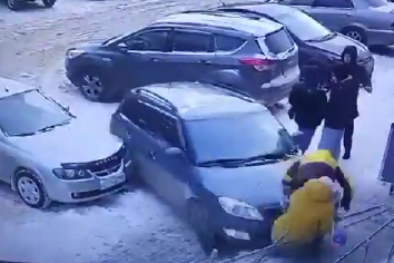 Появилось видео жесткого ДТП в Новосибирске