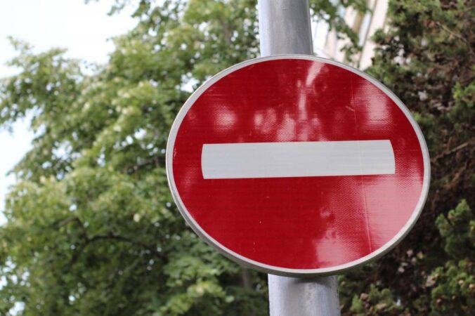 Три улицы Новосибирска перекрыли из-за ремонта