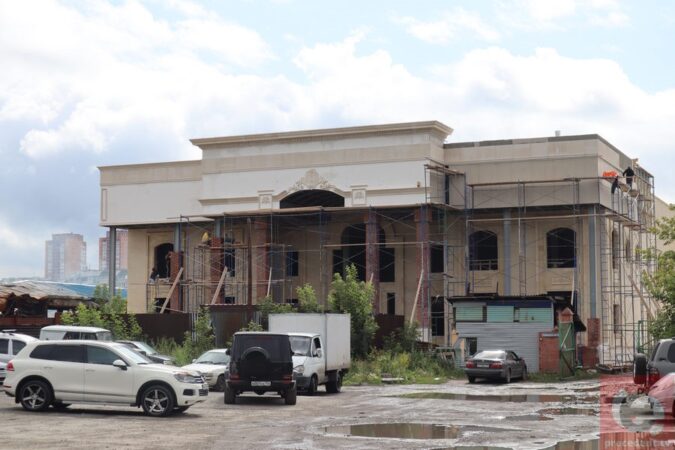 В Новосибирске выставили на продажу здание