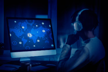 Криптовалютчик под Новосибирском намайнил 12 млн рублей